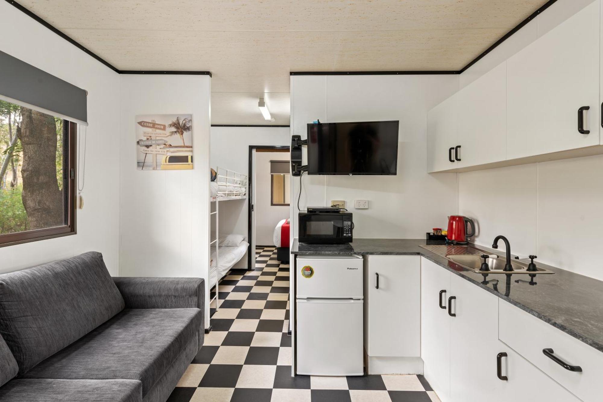 Holiday park Discovery Parks - 4*